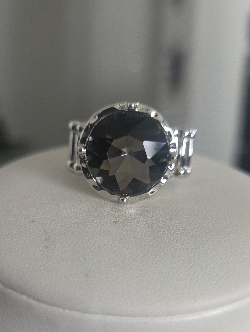 Paparazzi More Or Shameless Silvef Ring NWT